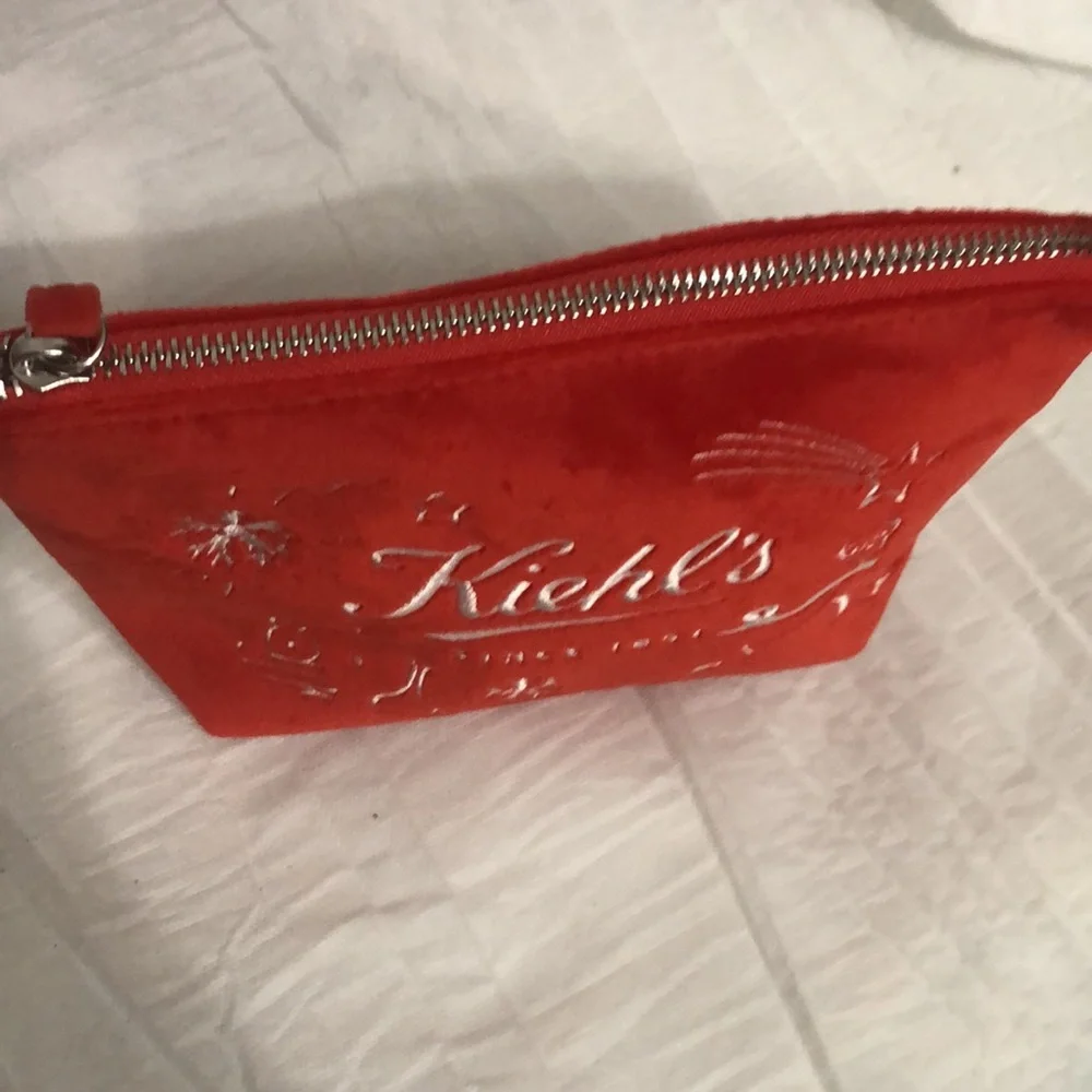 Kiehl's Velvet Pouch NWOT